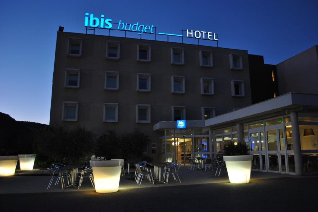 Ibis Budget Loriol Льо Пузен Екстериор снимка