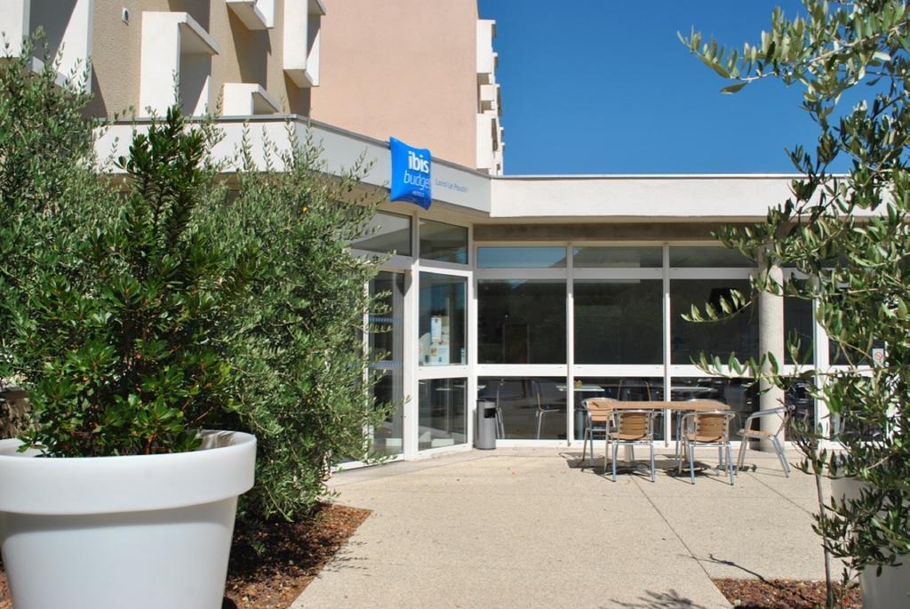 Ibis Budget Loriol Льо Пузен Екстериор снимка
